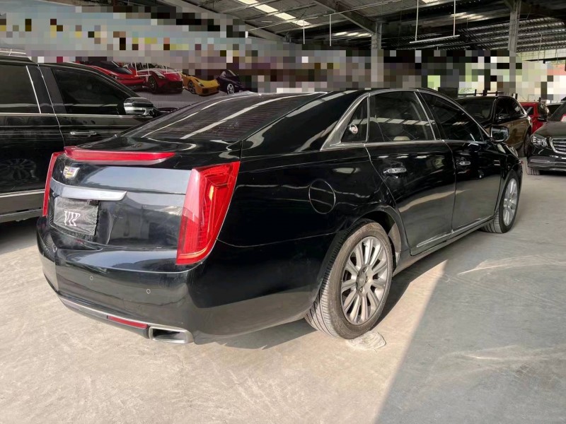 济宁17年凯迪拉克XTS7