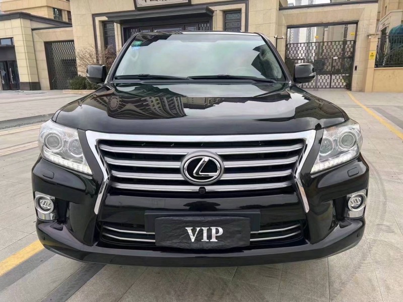 济宁15年雷克萨斯LX1