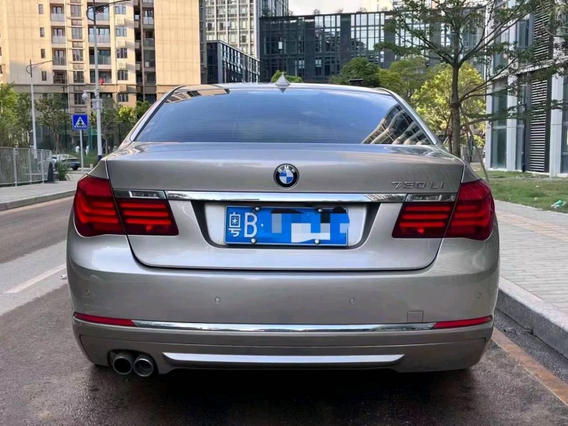 广州14年宝马7系9