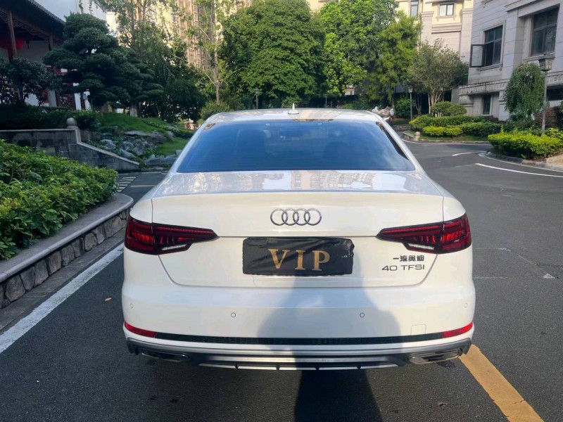 广州19年奥迪A4L9