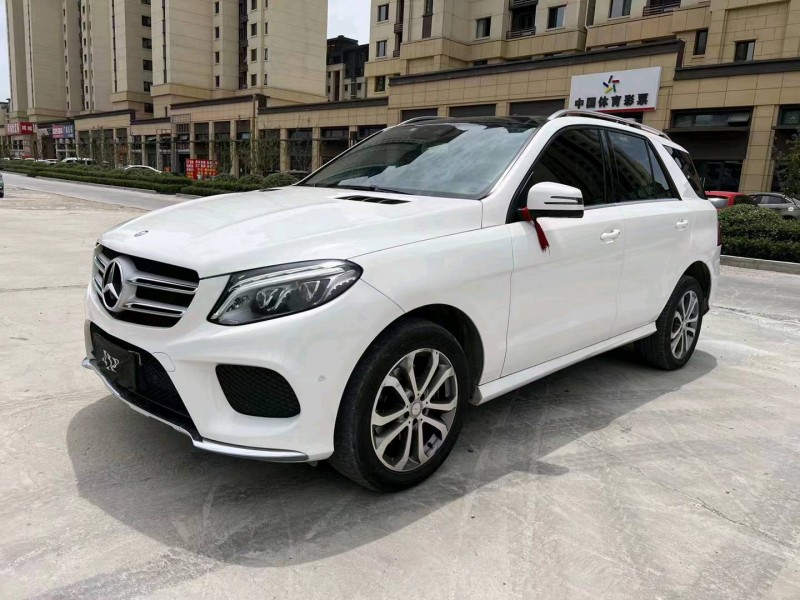 济宁15年奔驰GLE3