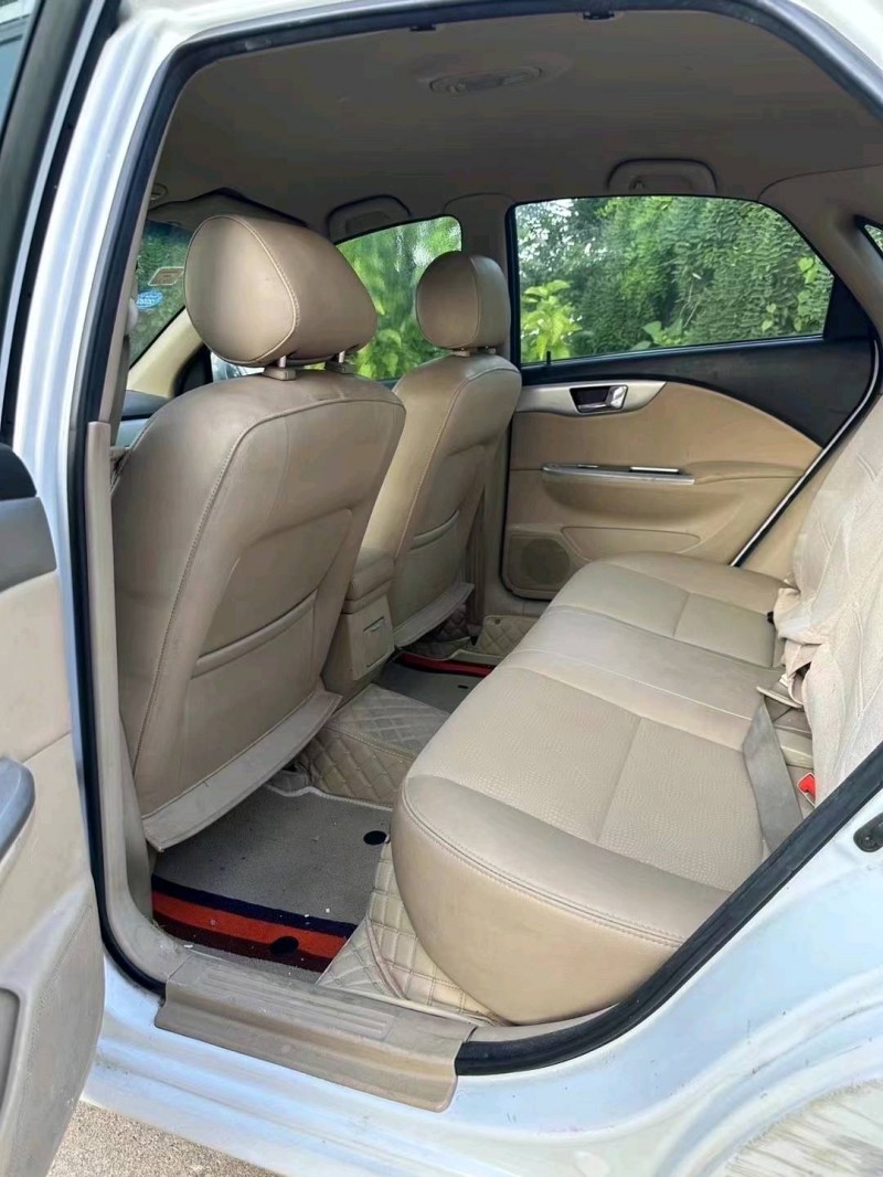 枣庄14年别克凯越7