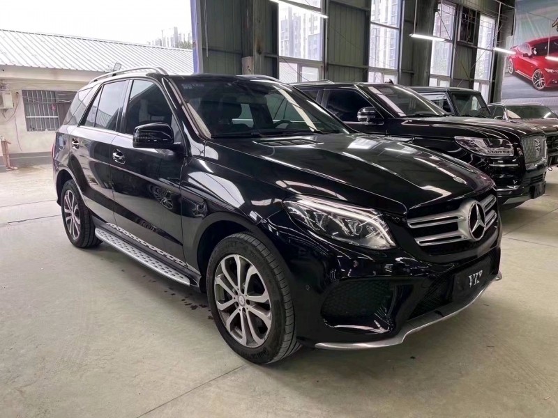 济宁17年奔驰GLE2