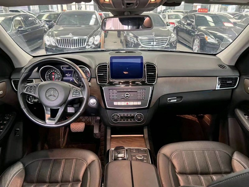 济宁17年奔驰GLE4