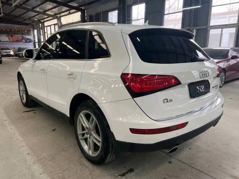 济宁17年奥迪Q57