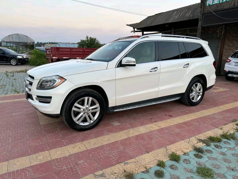 徐州14年奔驰GL3