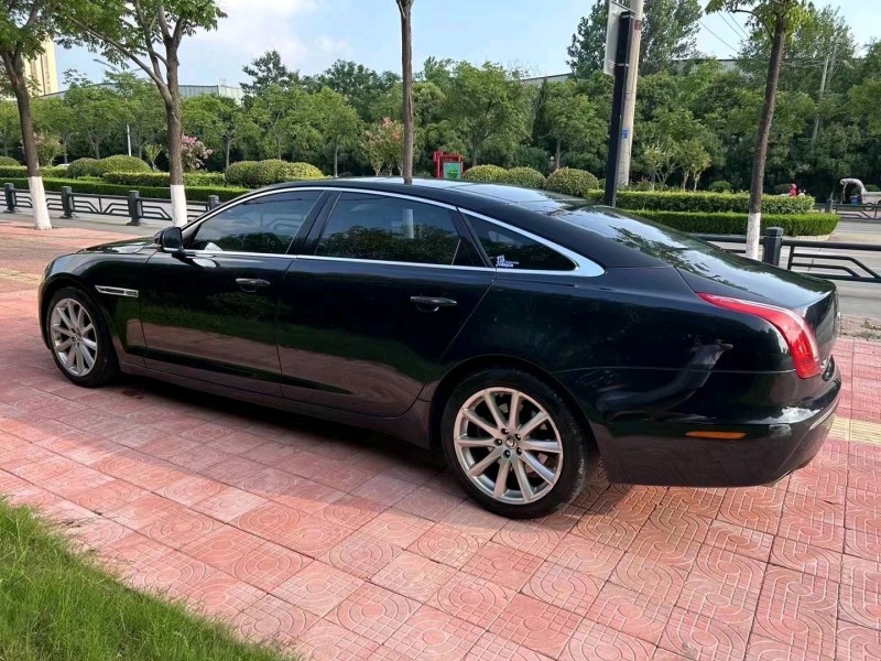 蚌埠11年捷豹XJL8