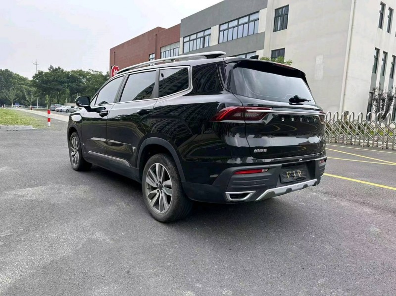 苏州22年吉利豪越7