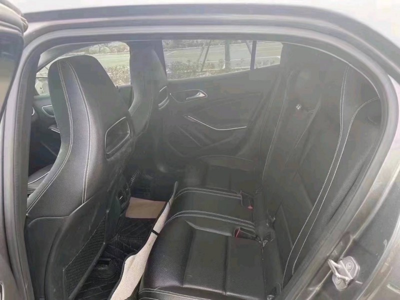 常州18年奔驰GLA4