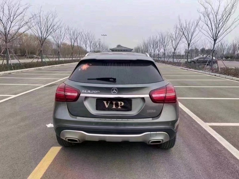 常州18年奔驰GLA9