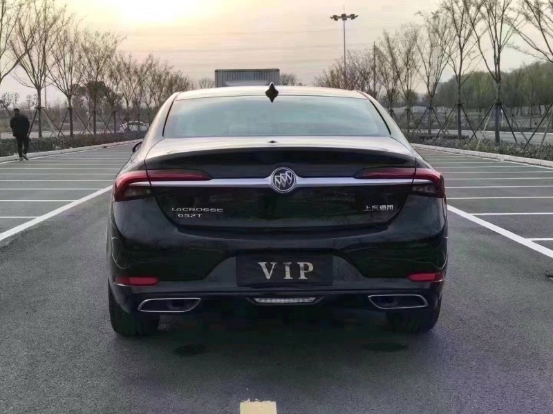 徐州23年别克君越9