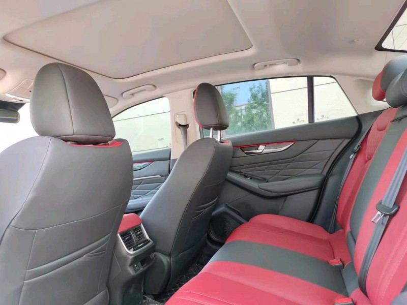 保定22年东风奕炫8