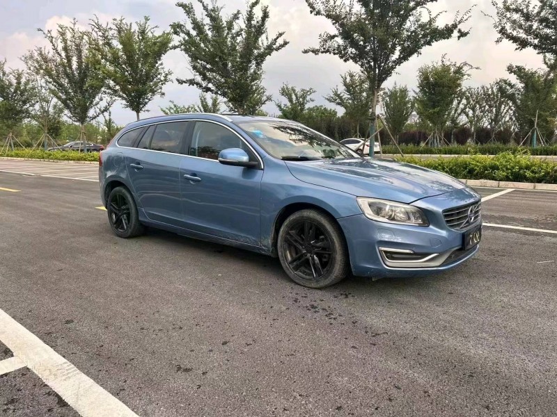 徐州16年沃尔沃V608