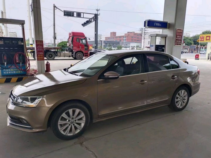 保定16年大众速腾2