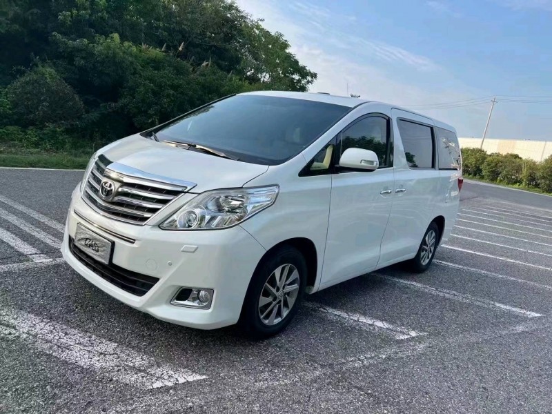 宜昌15年丰田埃尔法2