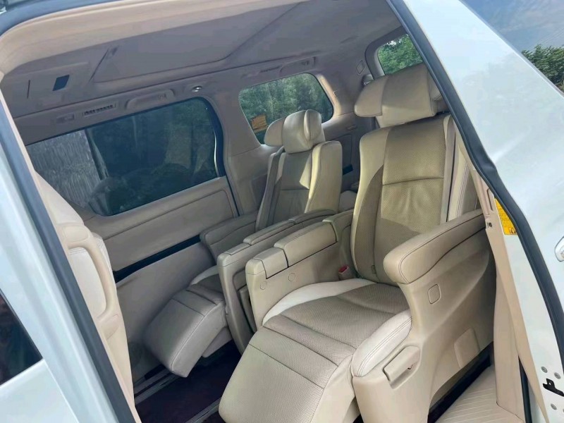 宜昌15年丰田埃尔法6