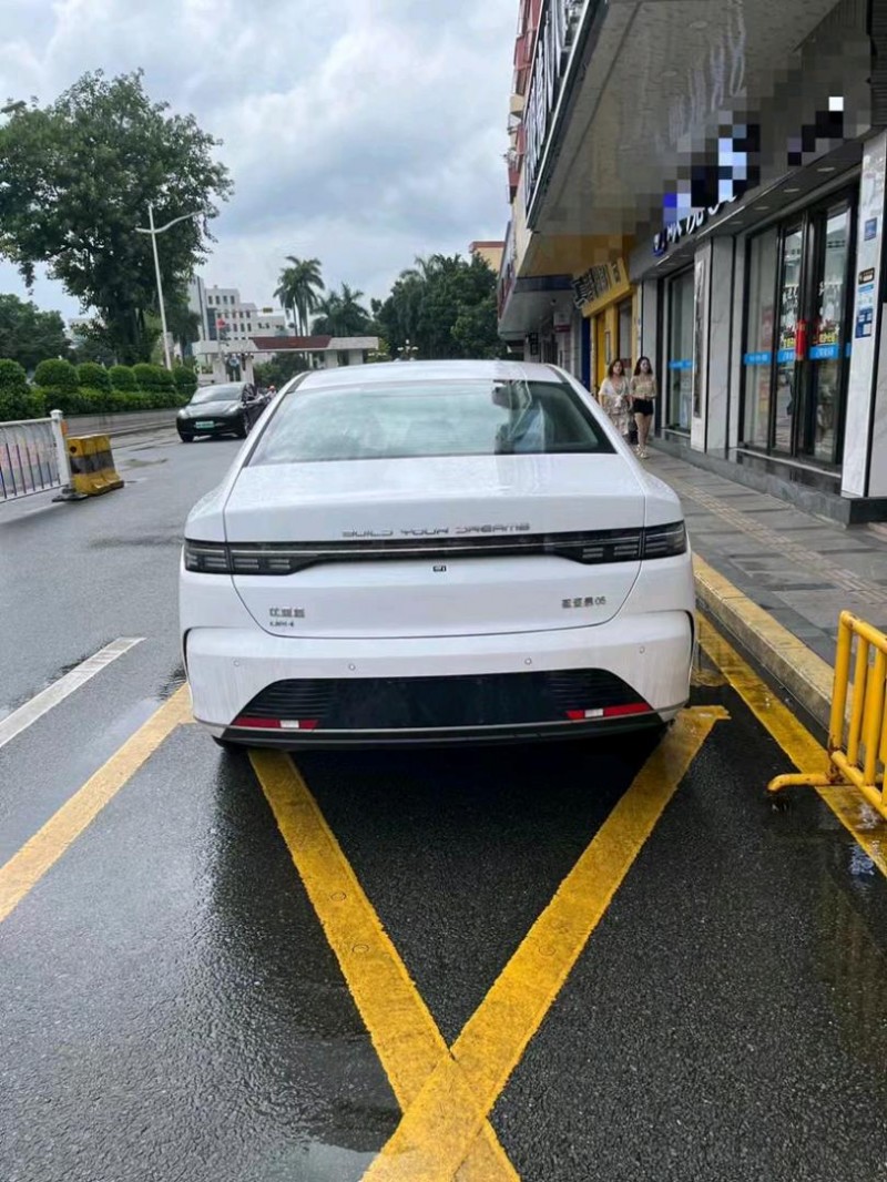 东莞23年比亚迪汉DM6