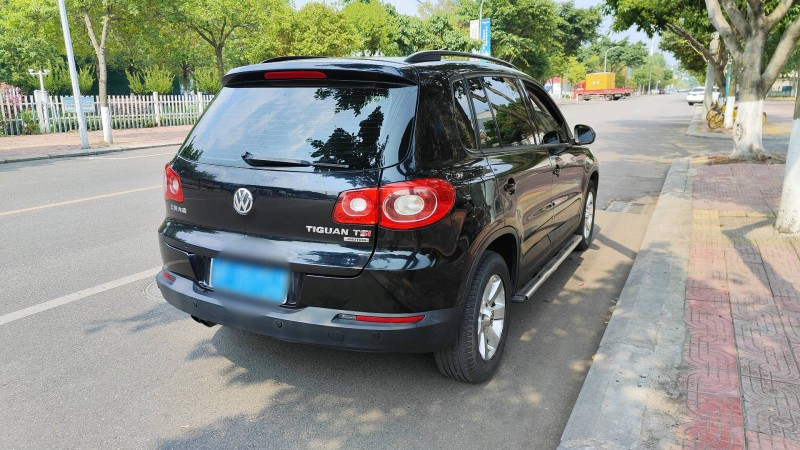 成都11年大众途观9