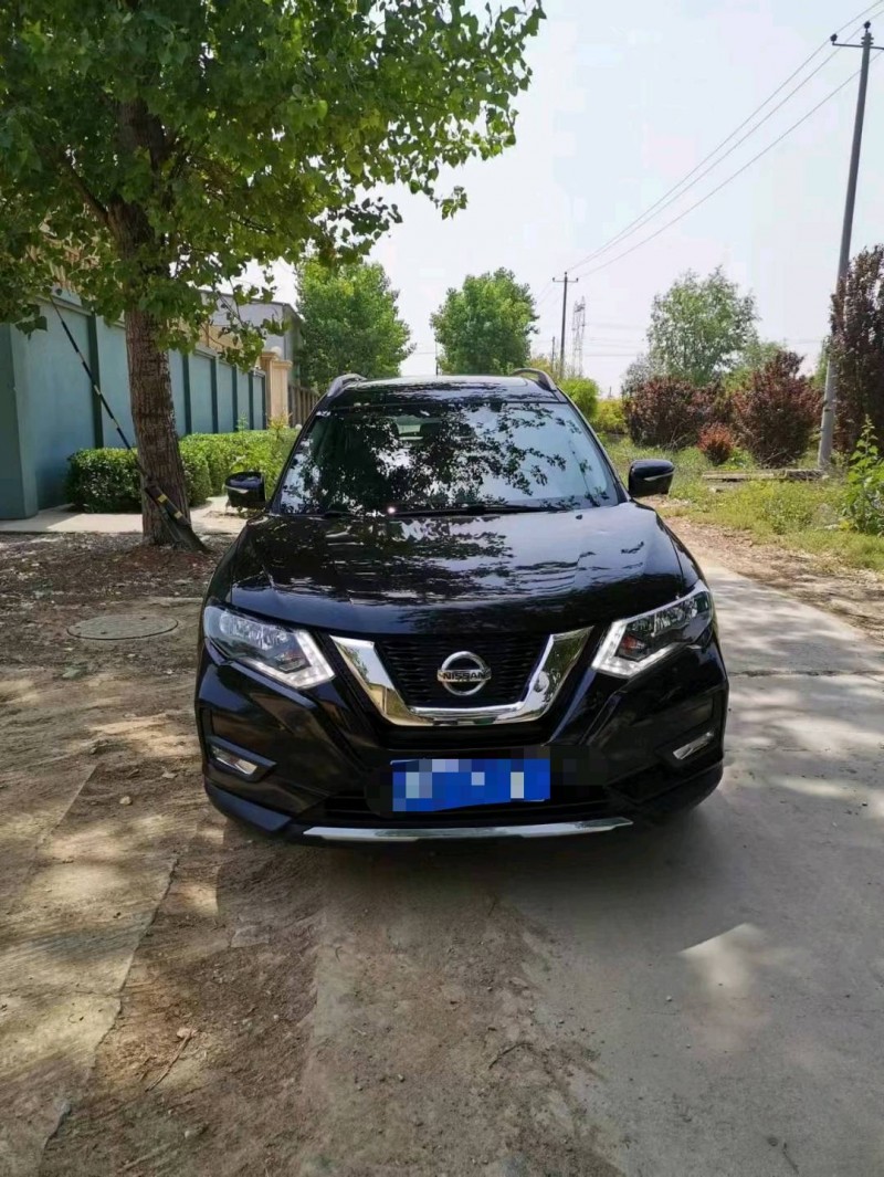 保定18年日产奇骏1