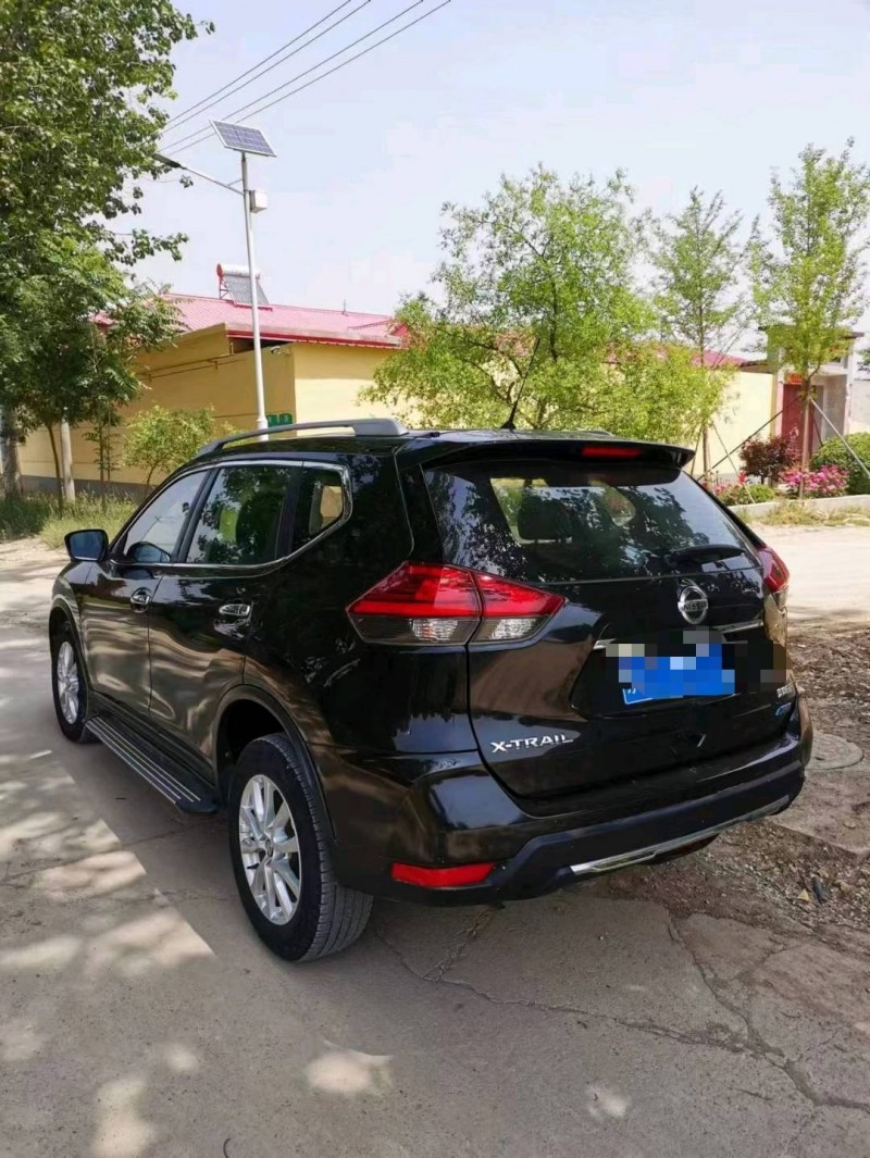 保定18年日产奇骏7