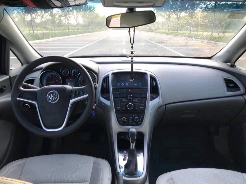 徐州12年别克英朗6