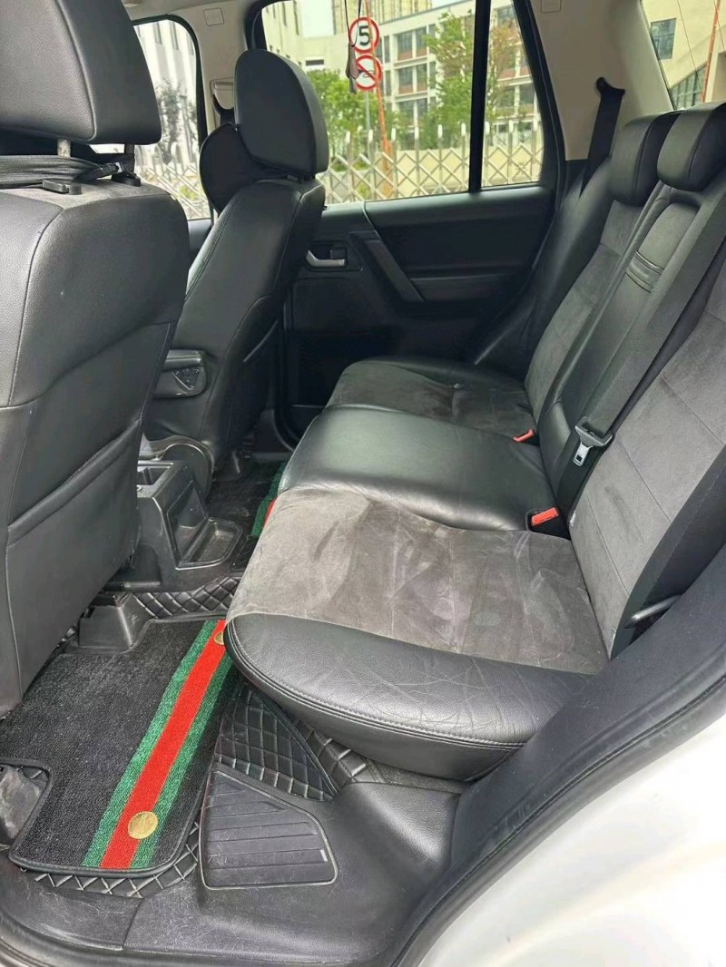 苏州11年路虎发现神行4