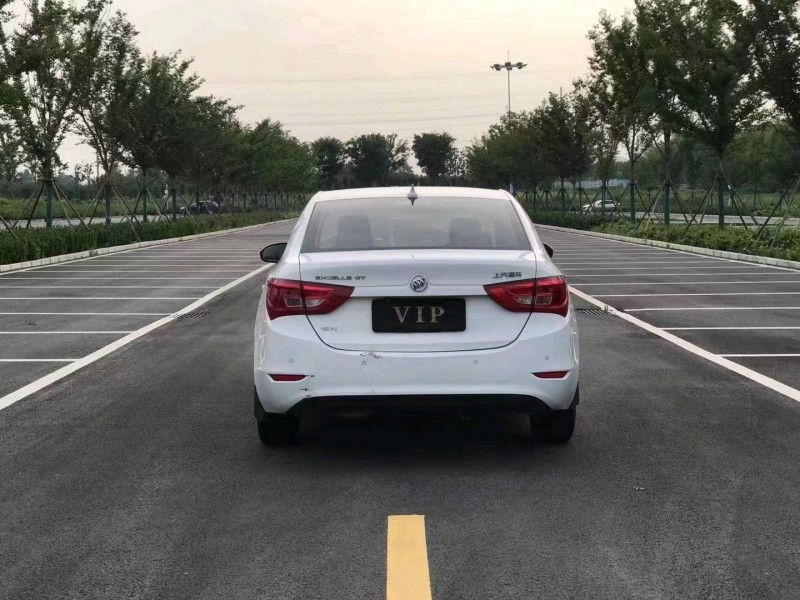 徐州16年别克英朗9