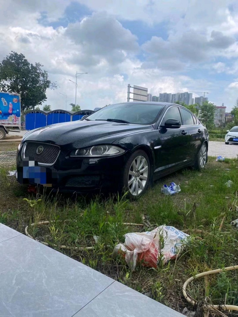 防城港10年捷豹XF2
