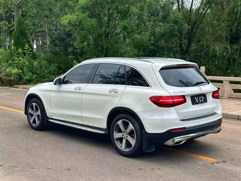 东营16年奔驰GLC5
