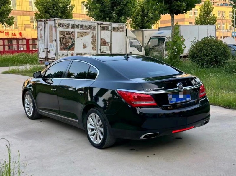 枣庄13年别克君越8