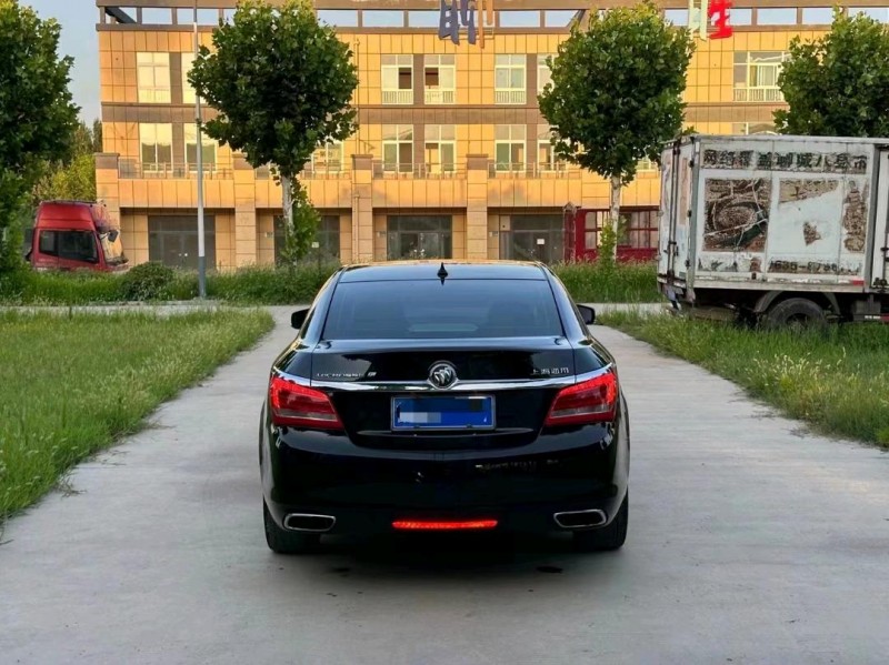 枣庄13年别克君越9