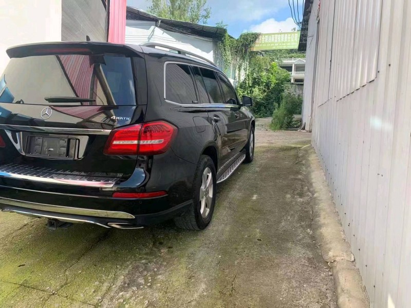 安順18年奔馳GLS4