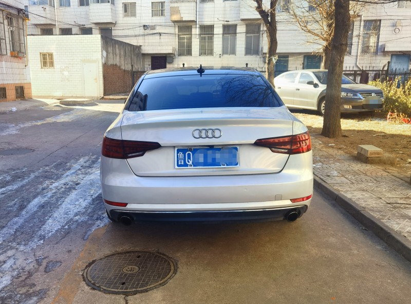 唐山17年奧迪A4L3