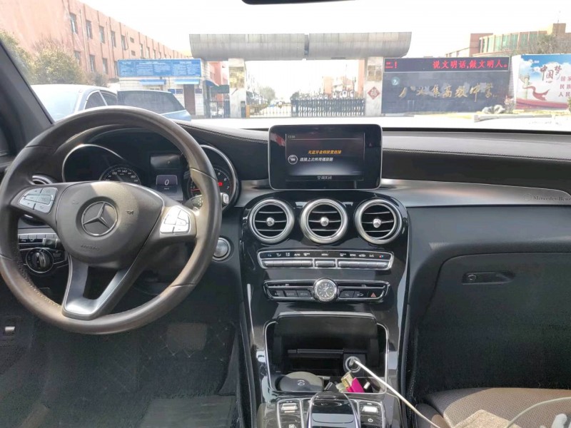 苏州16年奔驰GLC9