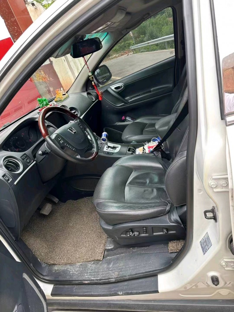 东营13年纳智捷大7 SUV6