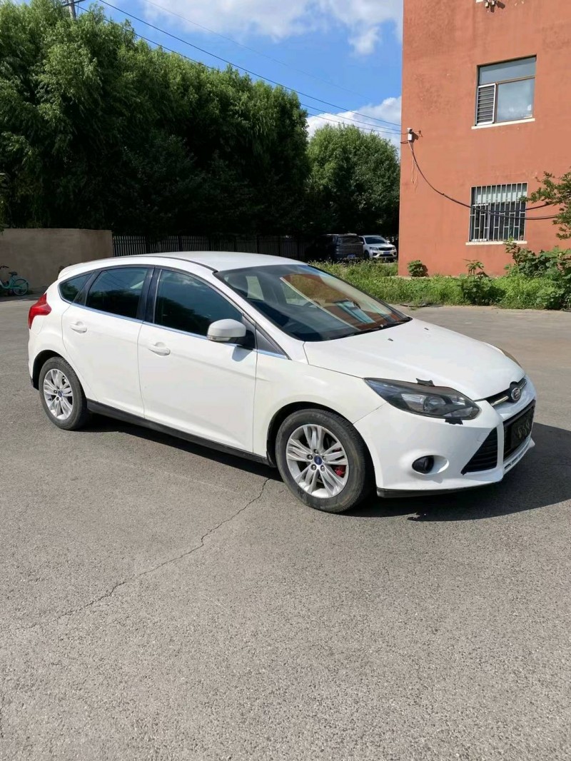 沈阳13年福特福克斯2