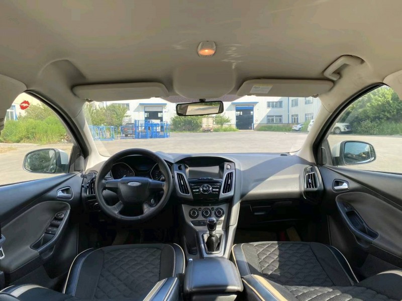 沈阳13年福特福克斯5