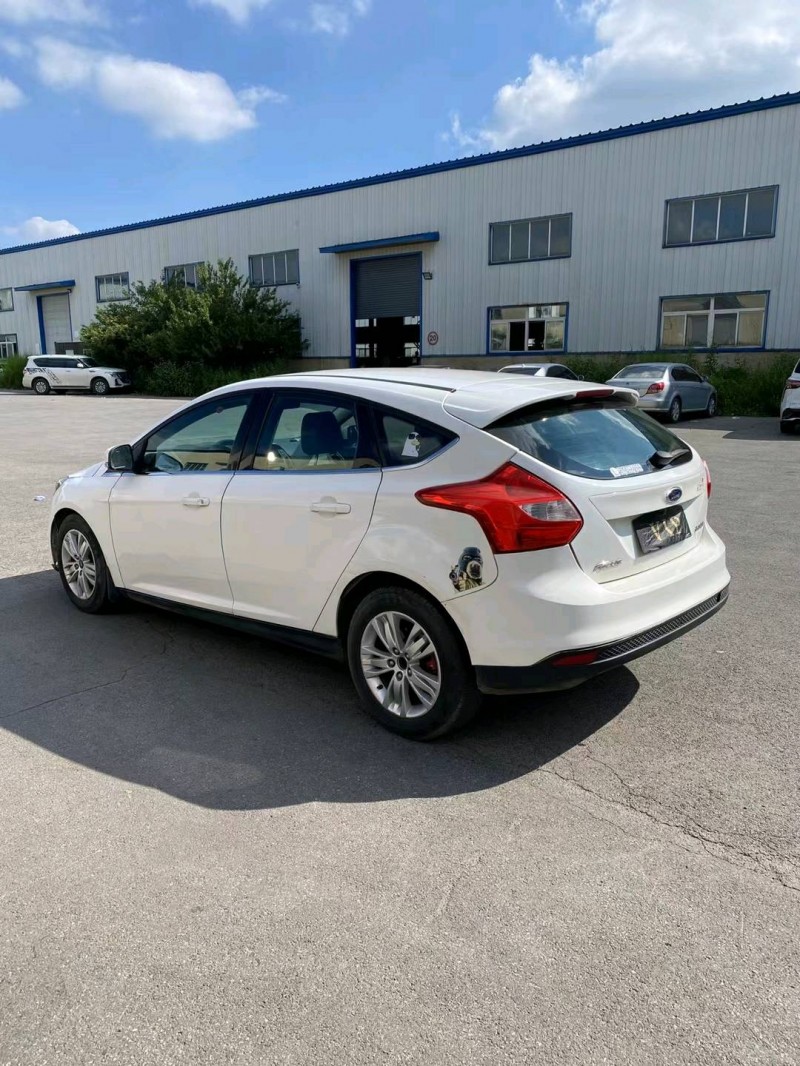 沈阳13年福特福克斯7