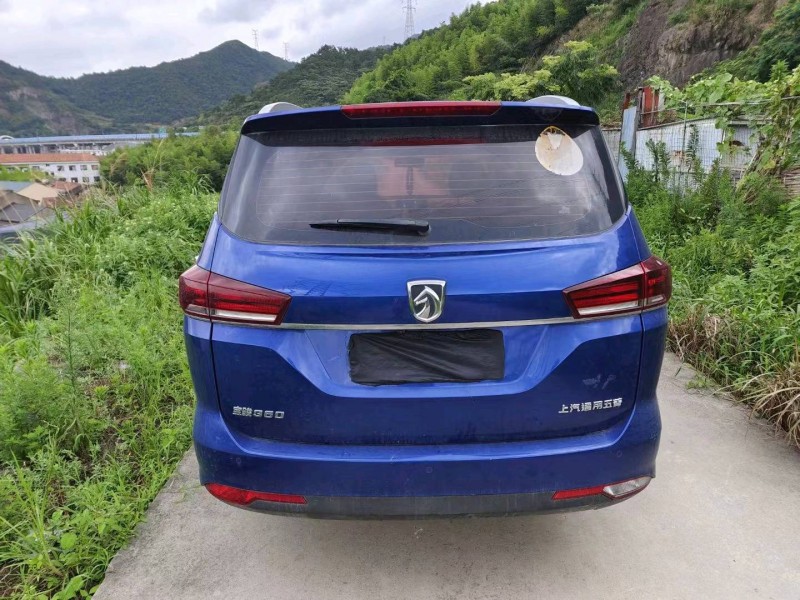 安順18年寶駿3602