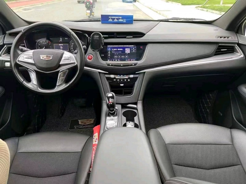 汕头20年凯迪拉克XT58