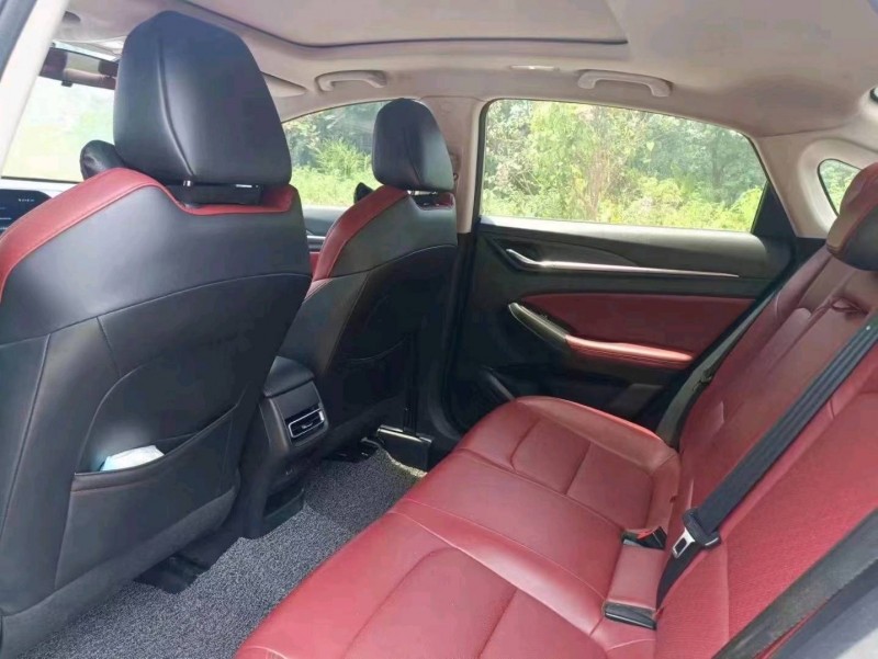 珠海20年長安汽車逸動3