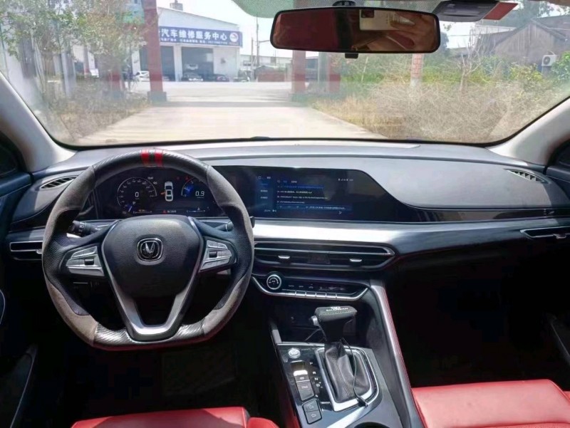珠海20年長安汽車逸動8