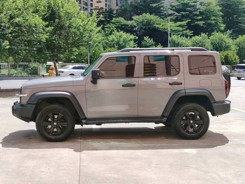 汕頭21年長城汽車坦克3003