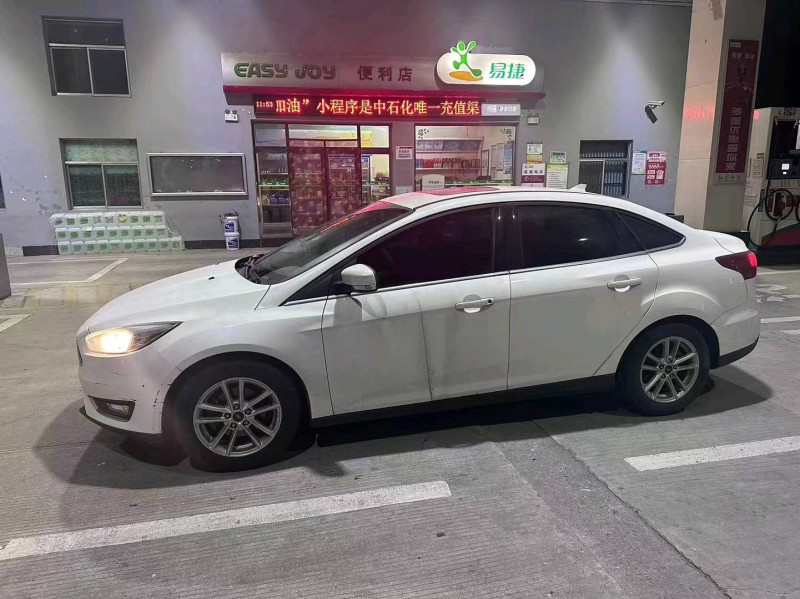 常州18年福特福克斯5