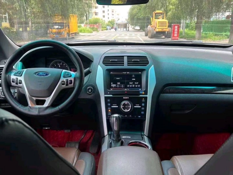 青岛15年福特探险者4