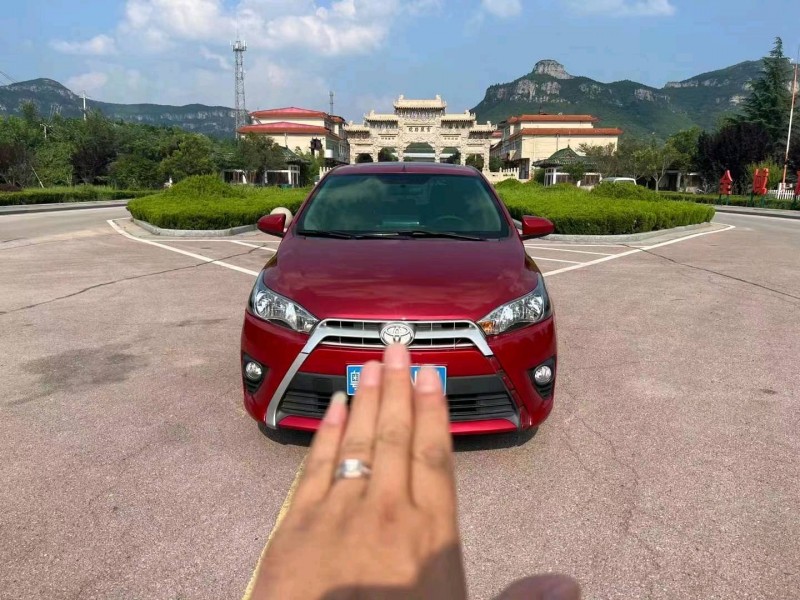 济南16年丰田YARiS L 致炫1