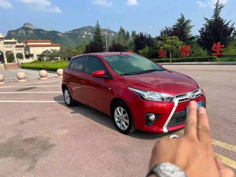 济南16年丰田YARiS L 致炫3