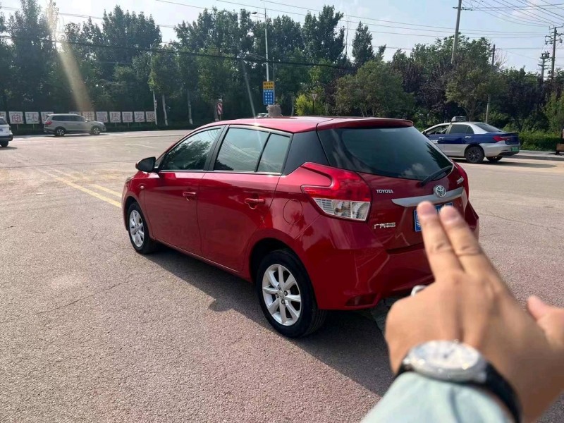济南16年丰田YARiS L 致炫7