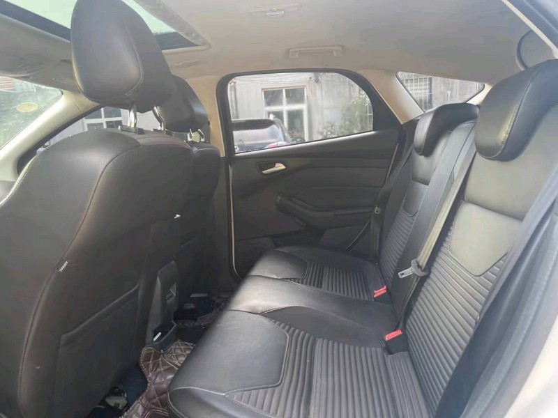 青岛18年福特福克斯4