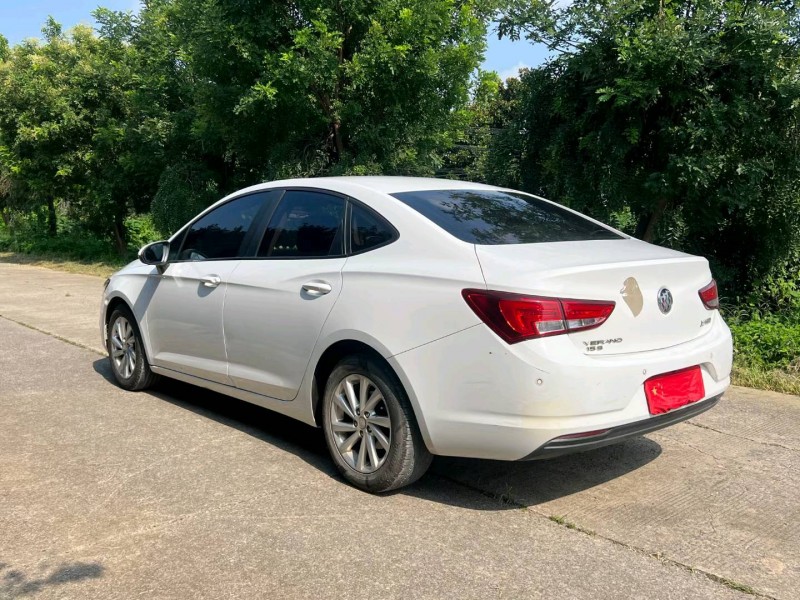 徐州19年别克威朗6